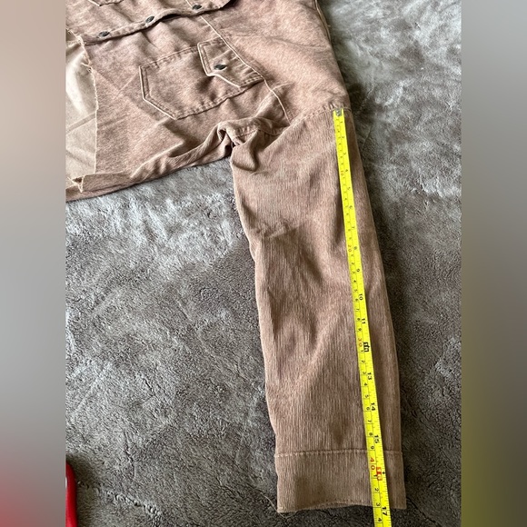 BBJ Corduroy Tan Long Sleeve Shirt size S - Picture 10 of 12